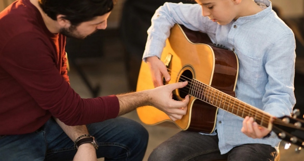 Gitar Atölyesi